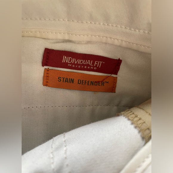 Tan men’s dockers, size 36x30 - Picture 9 of 10